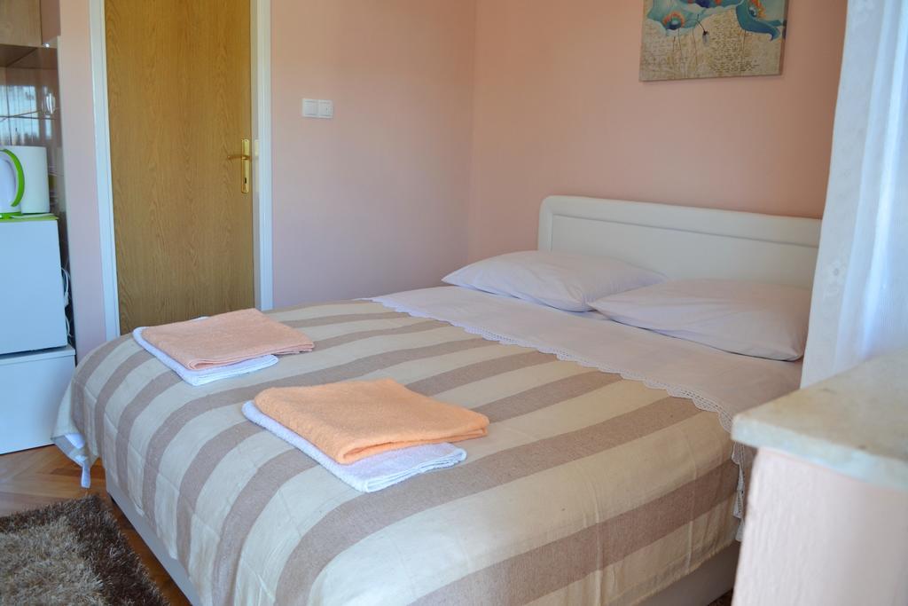 Apartment And Rooms Toka Zadar Rum bild
