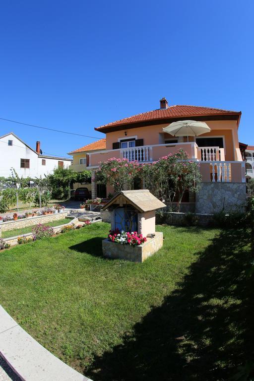 Apartment And Rooms Toka Zadar Rum bild